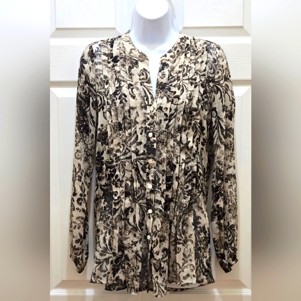 Karen Kane / Long Sleeve Pleated Floral Top / XS